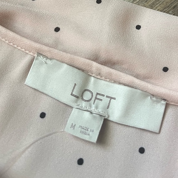 NWT LOFT Pale Pink Pleated Bow Tie Front Blouse With Black Polka Dots Sz: M - Picture 6 of 10